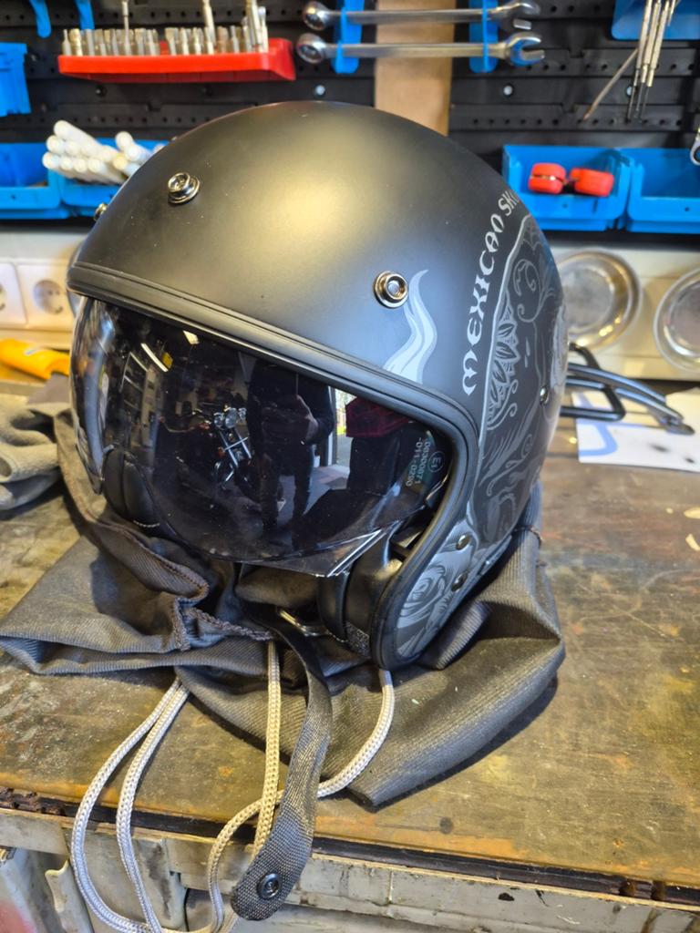 Jethelm motor HJC Mexican style L, Motoren, Ophalen of Verzenden, Tweedehands, Integraalhelm, HJC