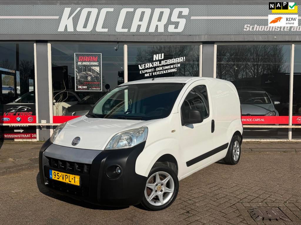 Fiat Fiorino 1.3 MJ SX NIEUWE APK, Auto's, Voorwielaandrijving, Stof, Zwart, 4 cilinders