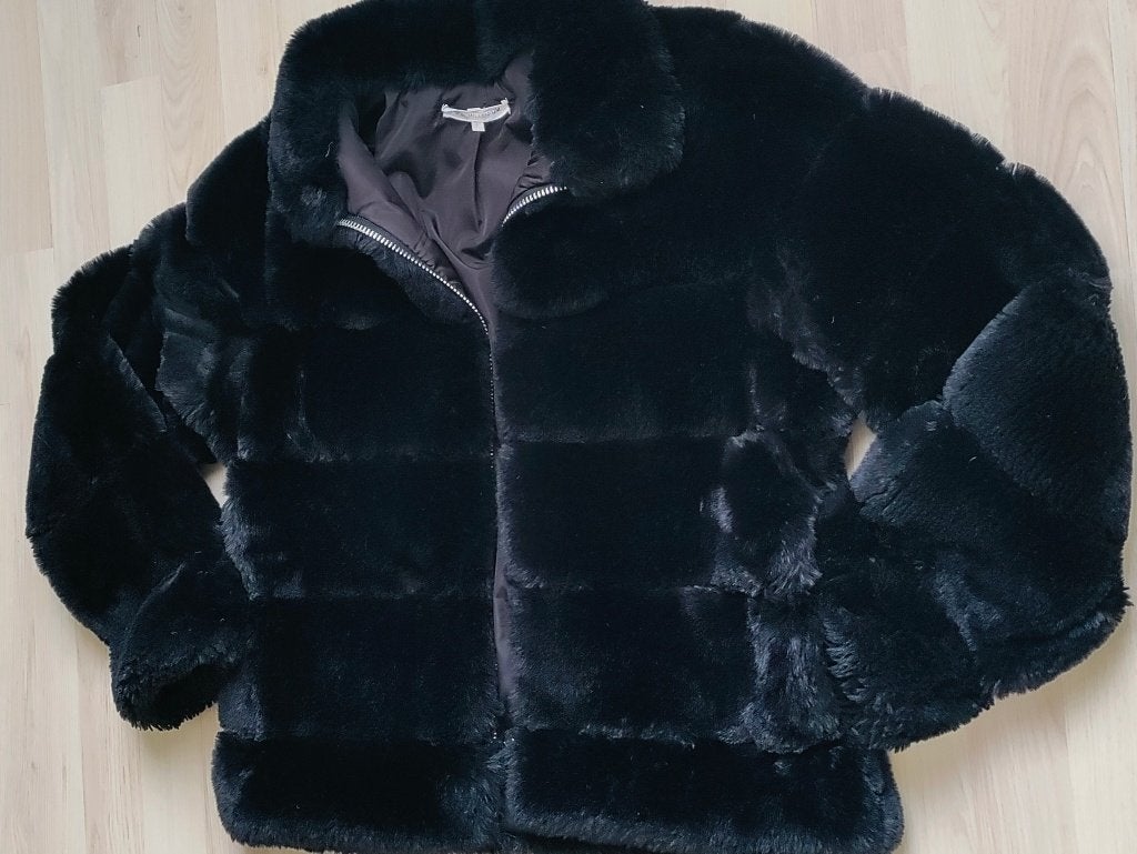 Stijlvolle Teddy imitatie bontjasje zwart (maat36-38), Kleding | Dames, Maat 38/40 (M), Zwart, Ophalen of Verzenden, Onbekend
