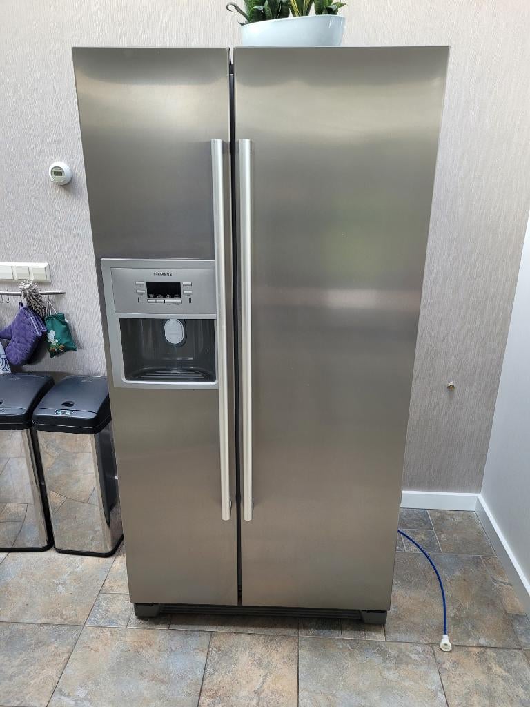 Siemens Amerikaanse koelkast FRN-U20, Ophalen, Gebruikt, 200 liter of meer, 60 cm of meer