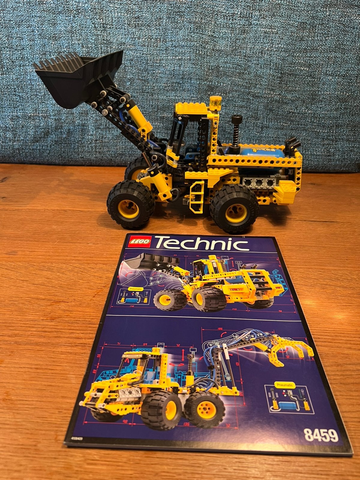 Vintage LEGO Technic 8459 Front End Loader Wiellader Shovel, Ophalen of Verzenden, Zo goed als nieuw, Technic, Complete set