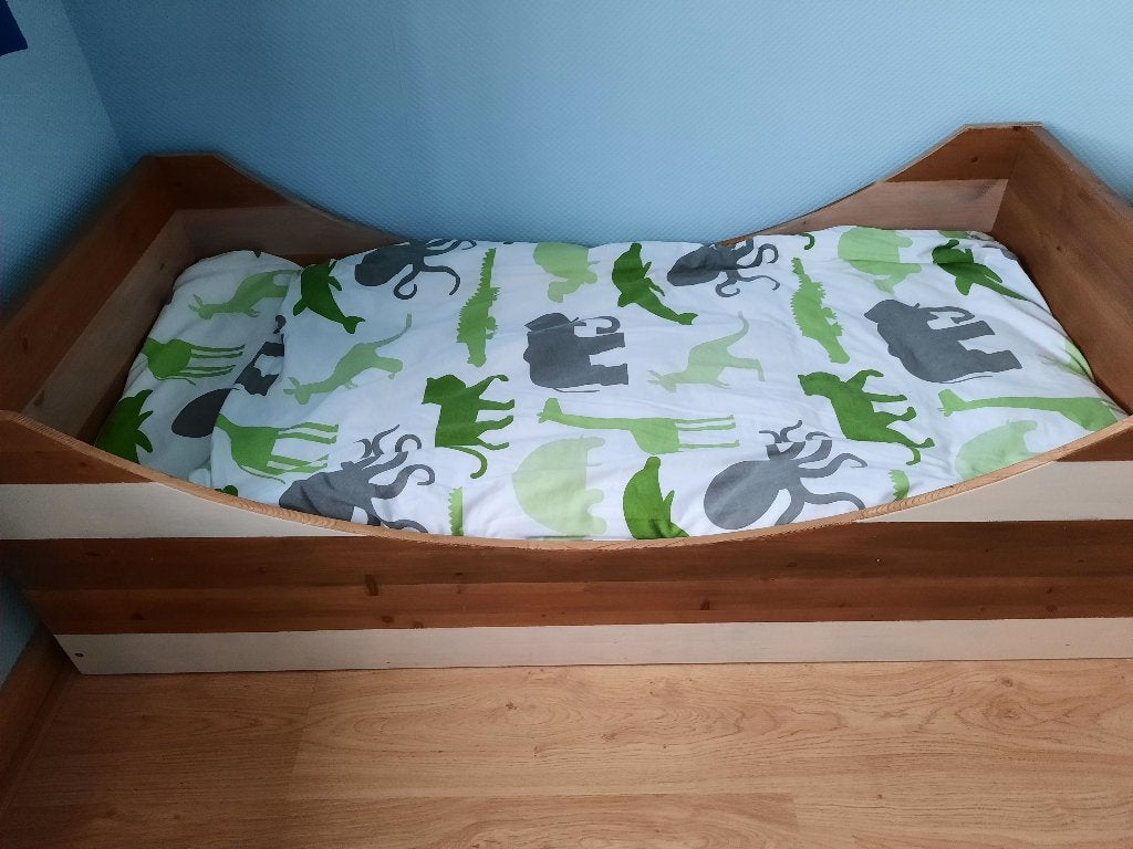 Kinderbed/kleuterbed    GRATIS AF TE HALEN, Gebruikt, 70 tot 85 cm, 140 tot 160 cm, Ophalen