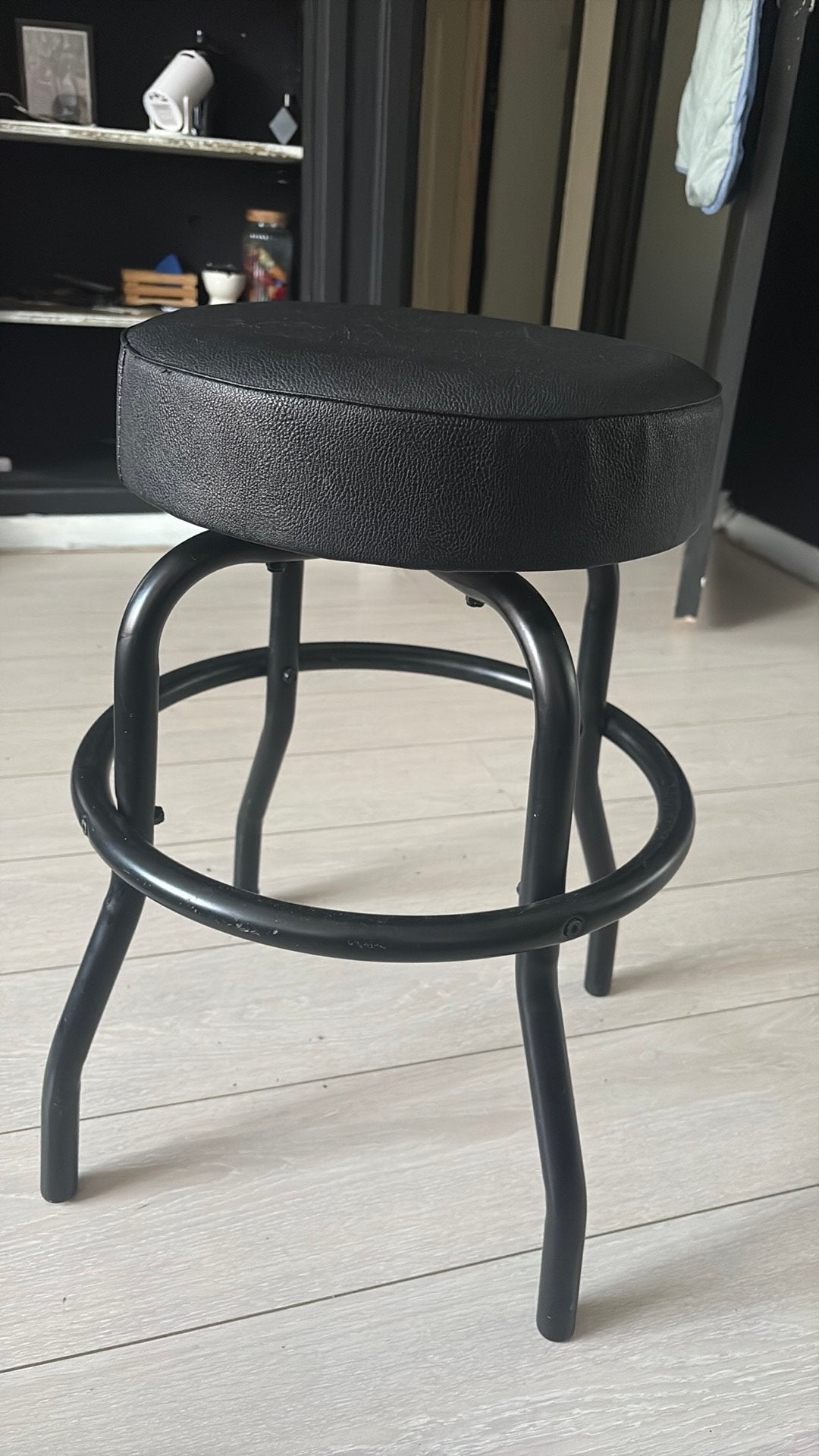 Giraar kruk, Ophalen of Verzenden, Zo goed als nieuw, Overige materialen