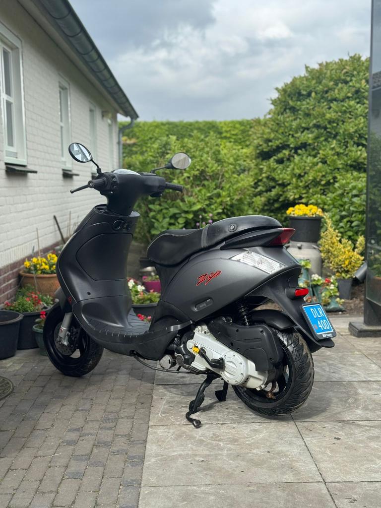 ⭐️Piaggio zip 4 takt Carburateur 50cc 2017 nette staat⭐️, Fietsen en Brommers, Scooters | Piaggio, Niet ingevuld, Niet ingevuld