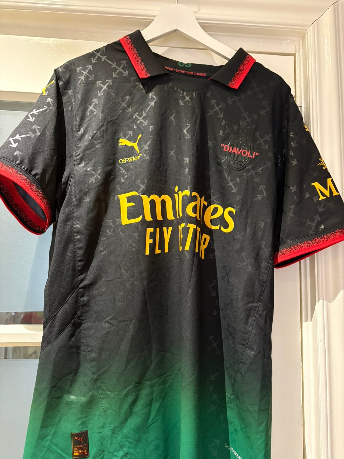 Off White X Puma Jersey, spelers variant., Sport en Fitness, Maat XL, Ophalen of Verzenden, Nieuw, Shirt