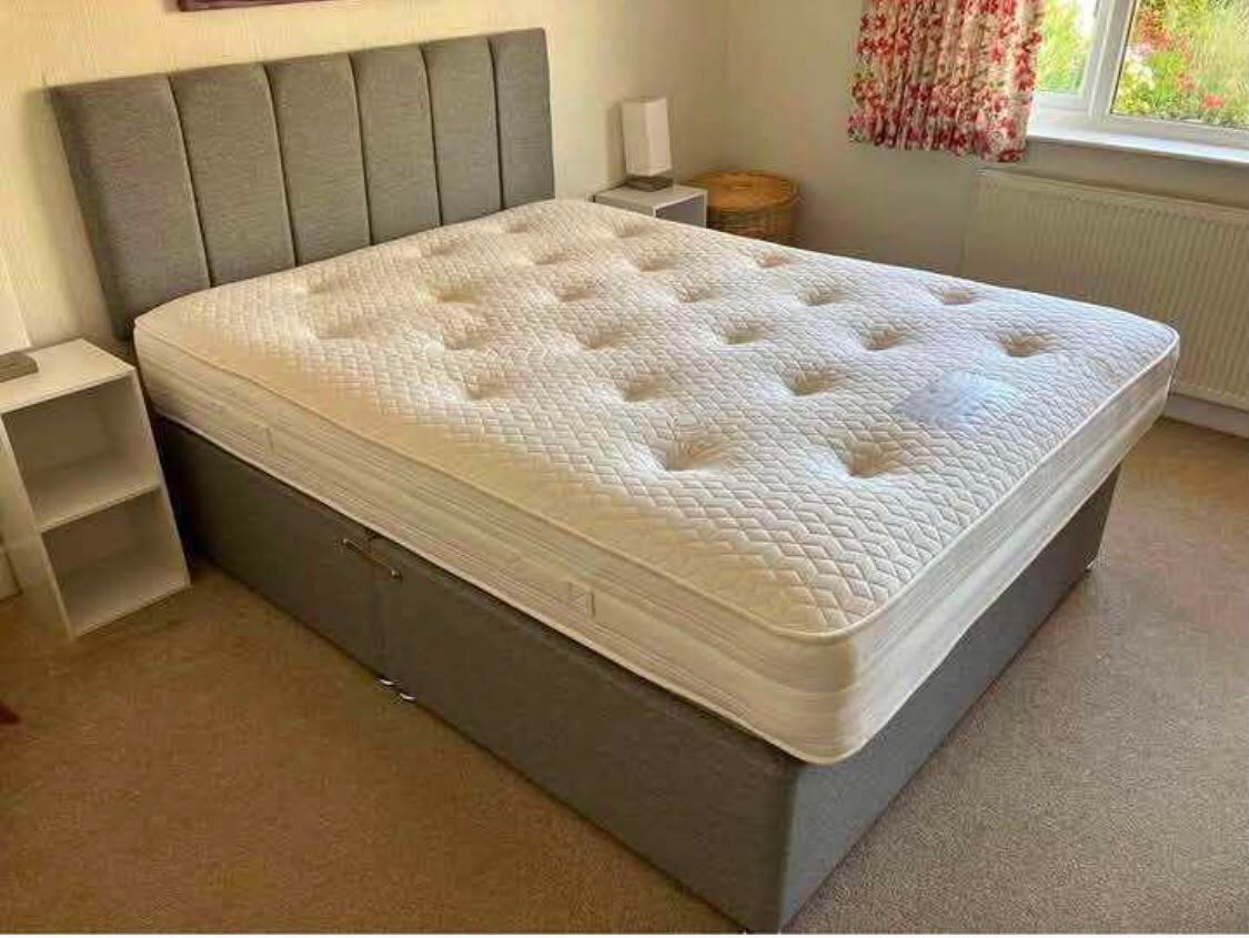 Tweepersoonsbed met matras 140-180x200 cm. PB voor prijs, Verstelbaar, 200 cm, Divan, Nieuw