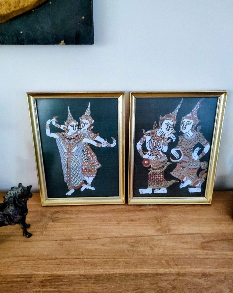 Thaise vintage schilderijen op zijde. Ingelijst achter glas, Antiek en Kunst, Kunst | Niet-Westerse kunst, Schilderij, Natuurlijk materiaal