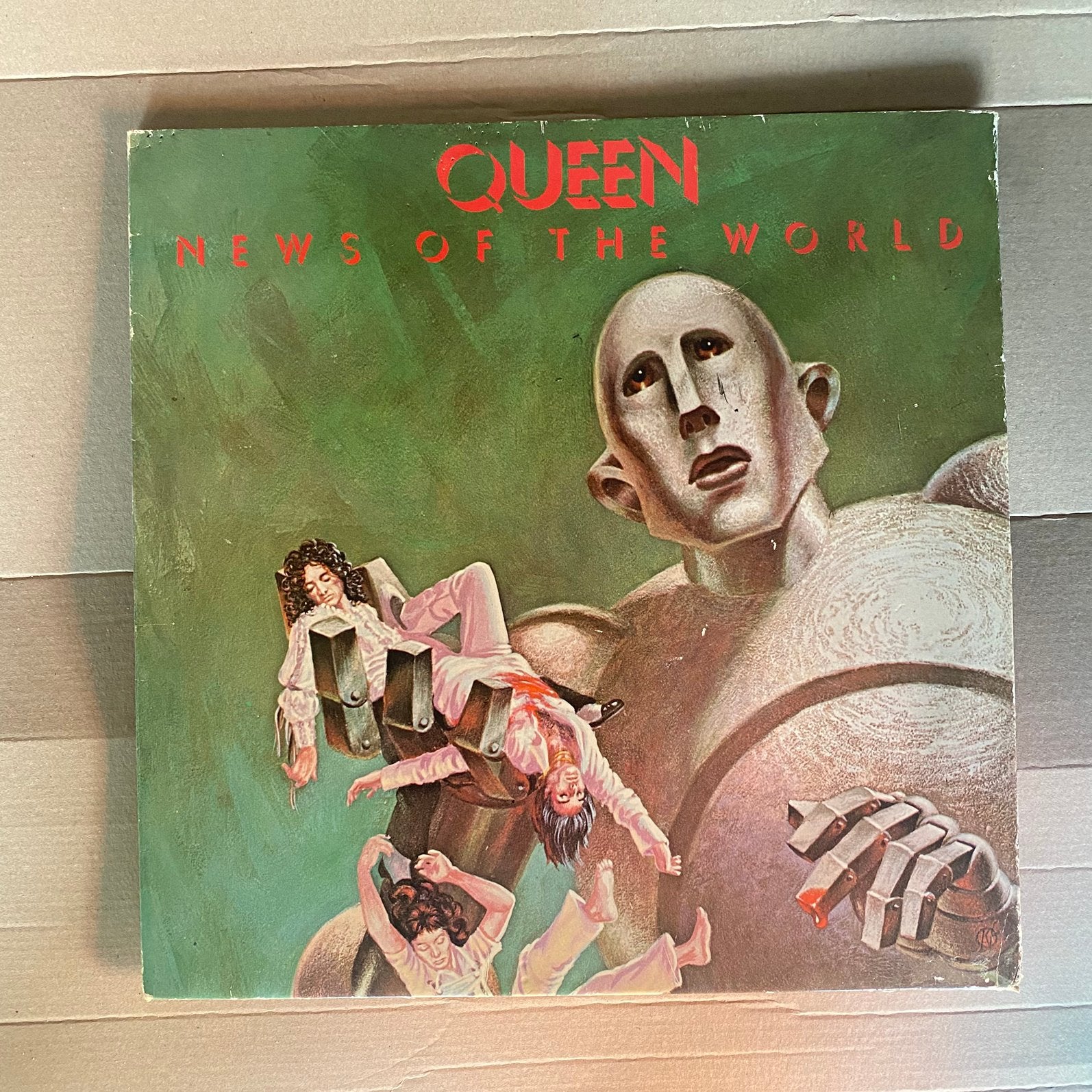 Lp - Queen - news of the world, Cd's en Dvd's, Ophalen of Verzenden, Gebruikt, 12 inch, Poprock