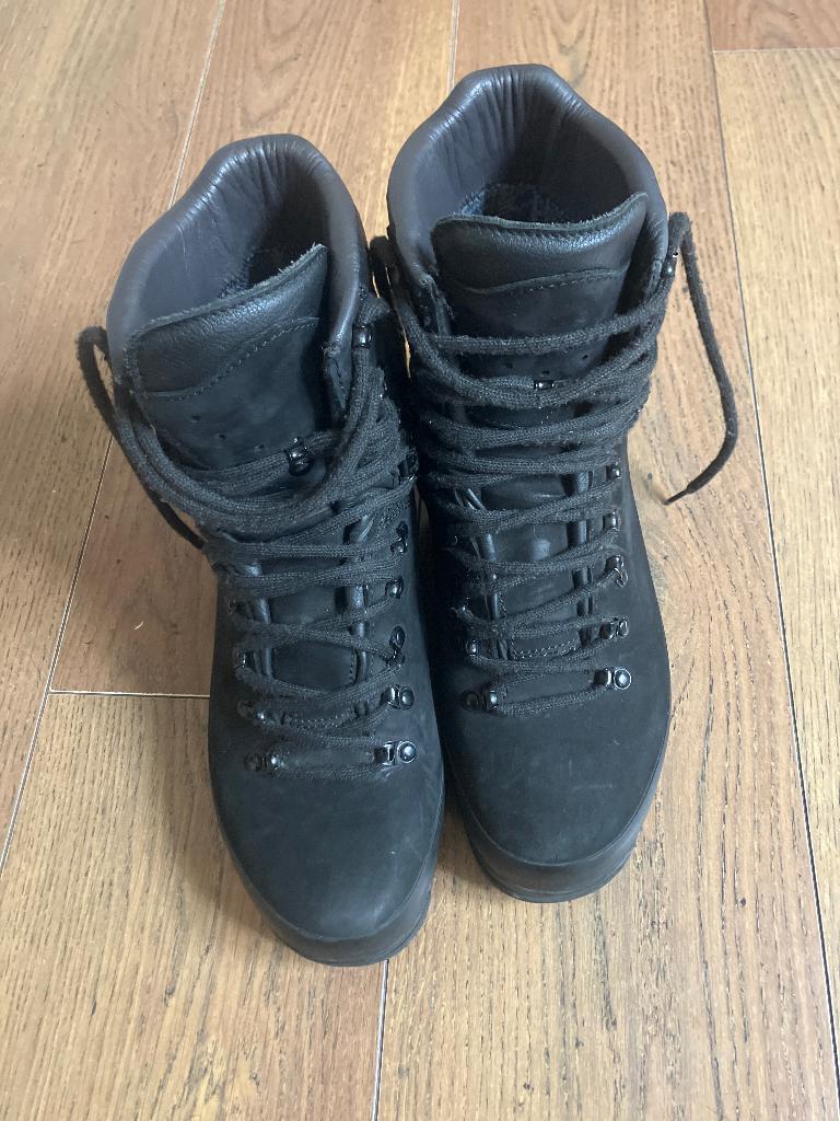 Dames Wandelschoenen Meindl maat 43 270m, Sport en Fitness, Bergsport en Wandelen, Ophalen of Verzenden, Zo goed als nieuw, Schoenen