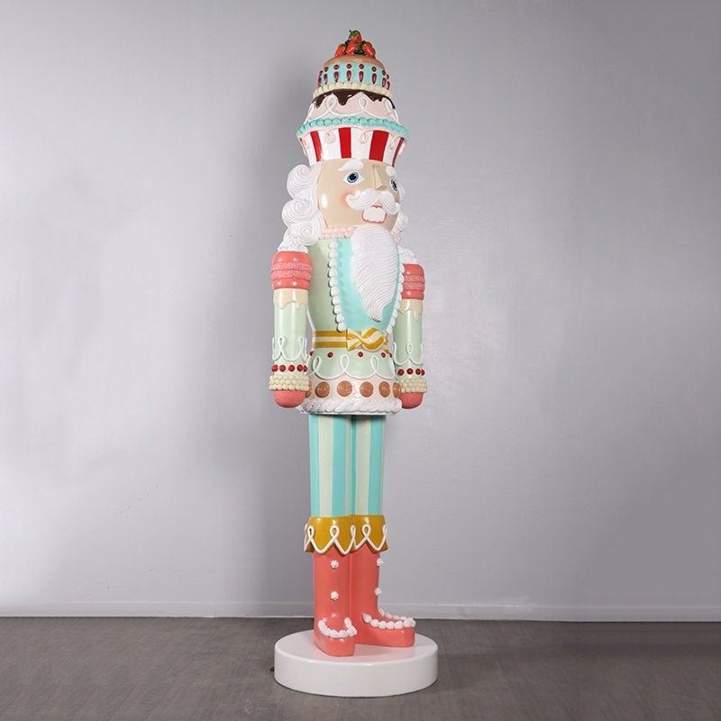 Nutcracker Candy Cake – Notenkraker Hoogte 279 cm, Diversen, Ophalen, HorecaBeelden, Nieuw, HorecaBeelden