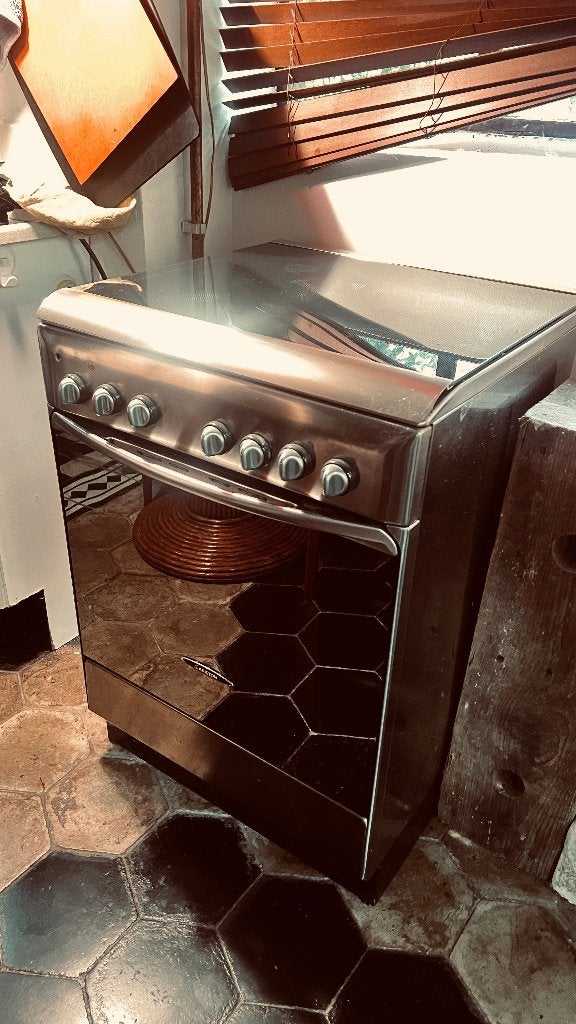 Belgische hete lucht oven / 4 pits gasstel, Hete lucht, Ophalen of Verzenden, 60 cm of meer, Heteluchtoven