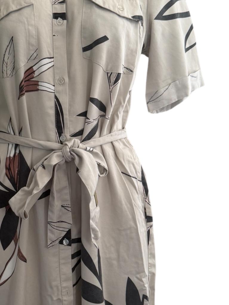 Zusss jurk M, Kleding | Dames, Ophalen of Verzenden, Zo goed als nieuw, Grijs, Onder de knie