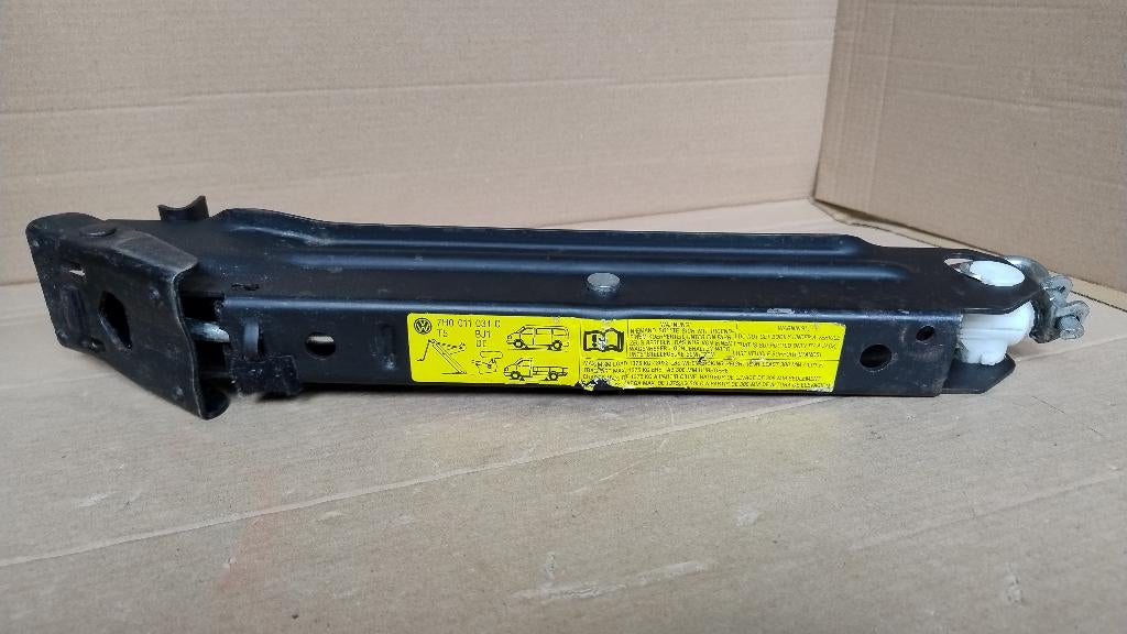 Originele auto krik VW transporter T5 max 1375kg, Ophalen of Verzenden, Gebruikt, Manueel, Schaarkrik