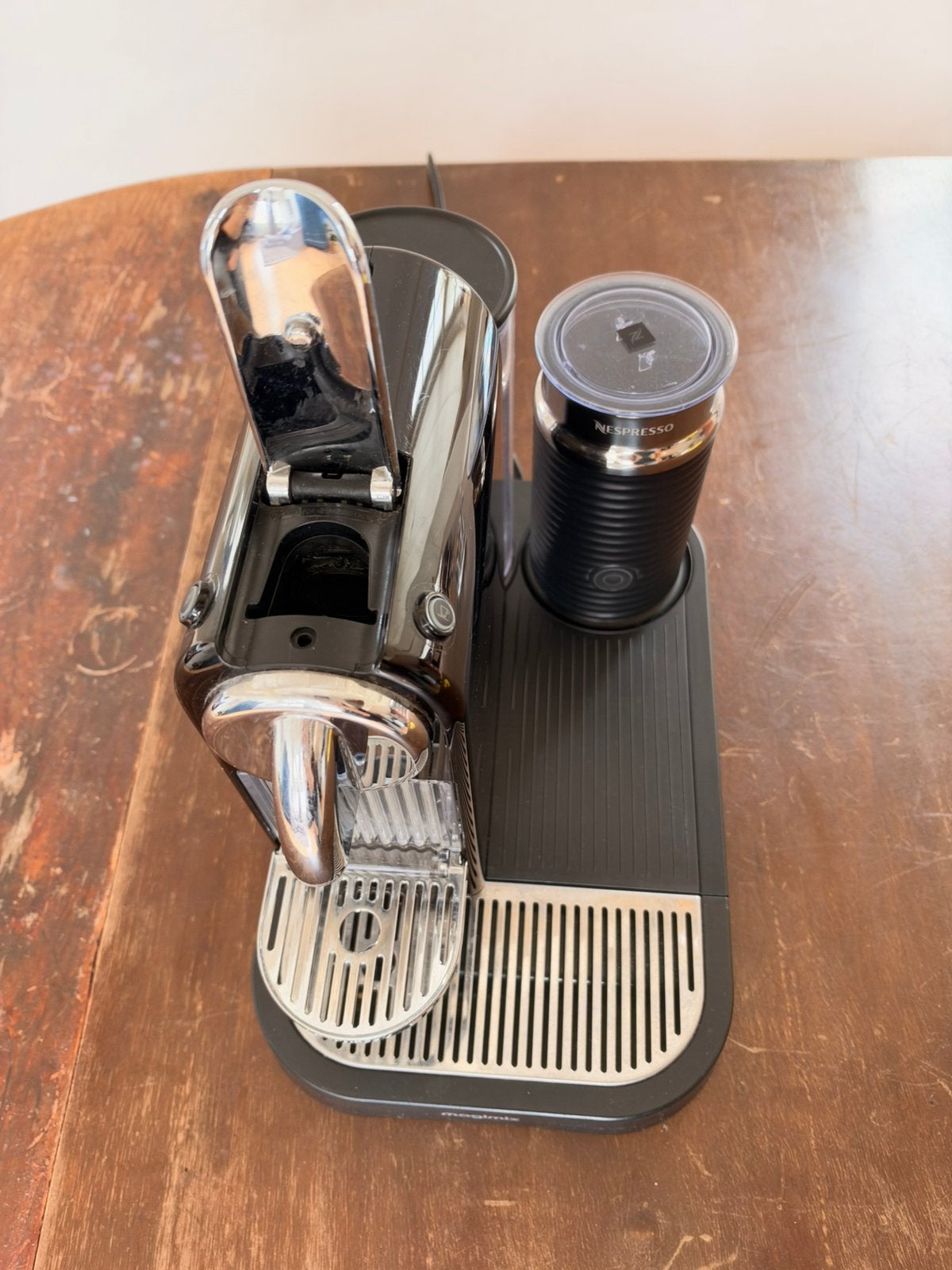 Foto 3 van Nespresso Magimix machine met melkopschuimer