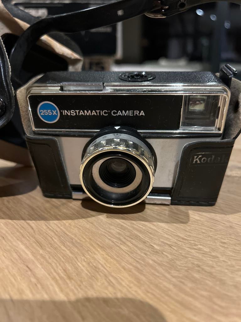 Vintage Kodak 255X Instamatic Camera met hoes, Ophalen of Verzenden, Gebruikt, Compact, Kodak