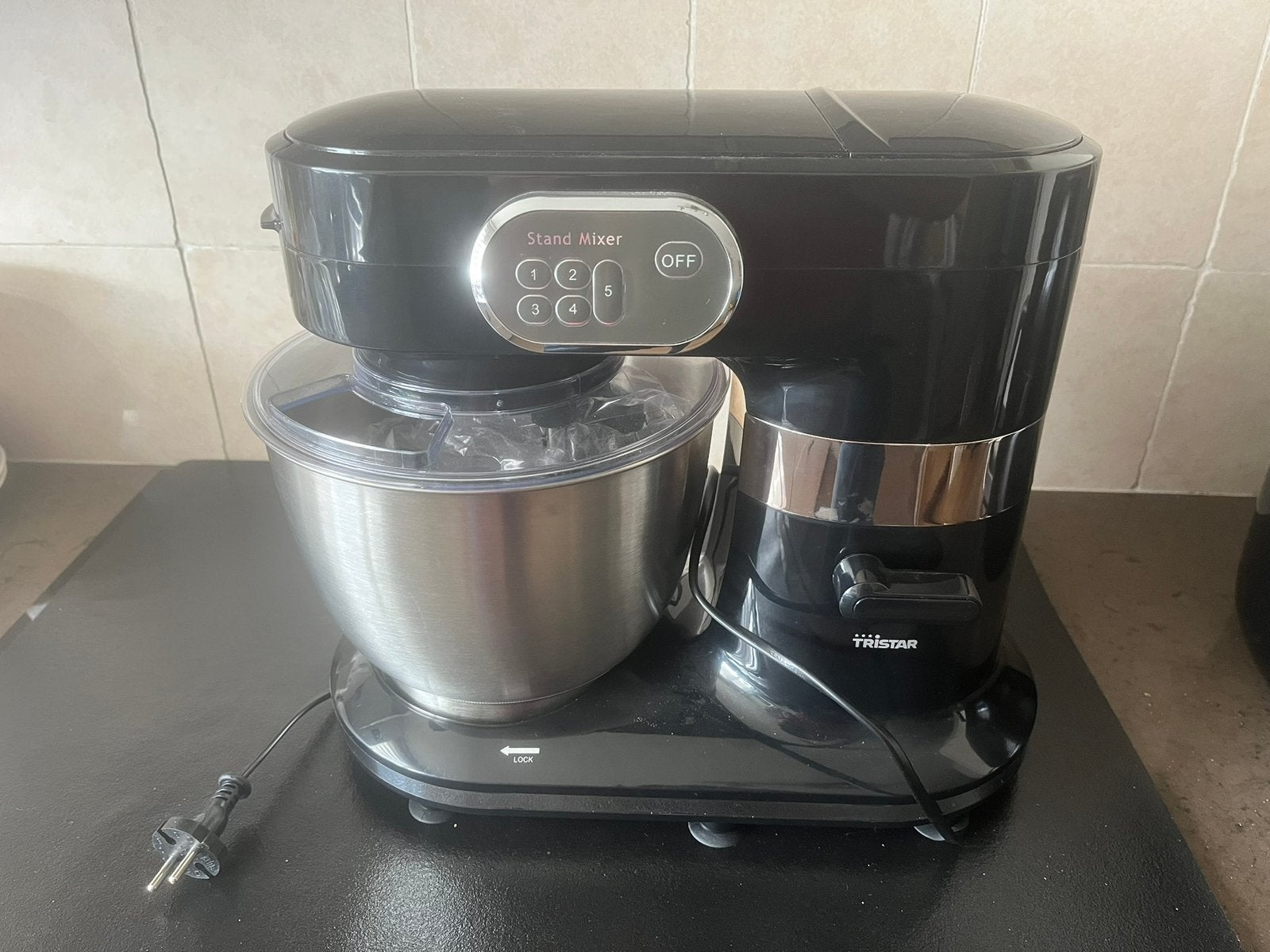 In nieuwstaat: Tristar MX-4174 Keukenmachine  (1000W - 5L), 4 liter of meer, Ophalen, Zo goed als nieuw, 3 snelheden of meer