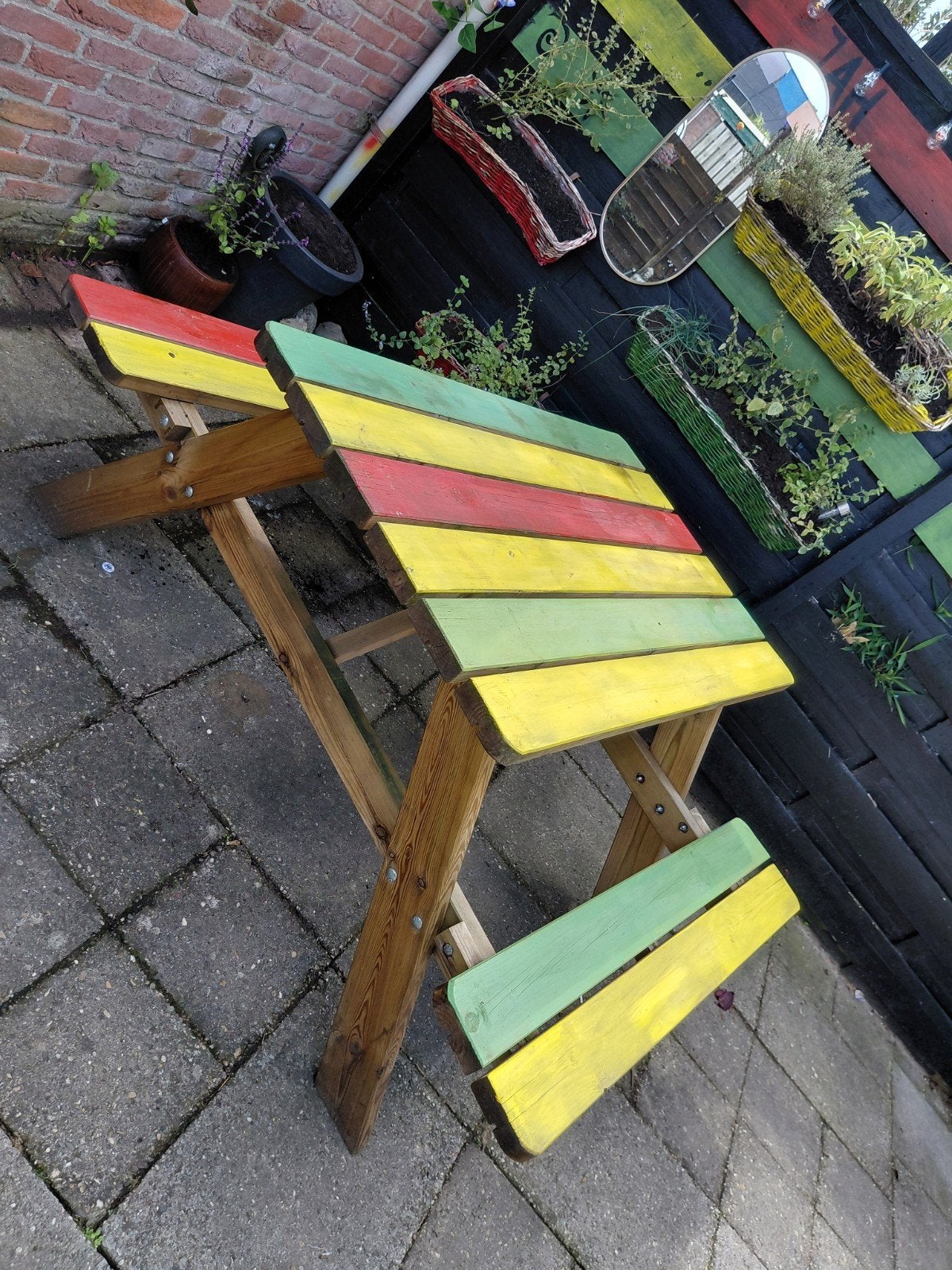 Kleurrijke houten picknicktafel, Tuin en Terras, Picknicktafels, Ophalen, Gebruikt, Inklapbaar, Rechthoekig