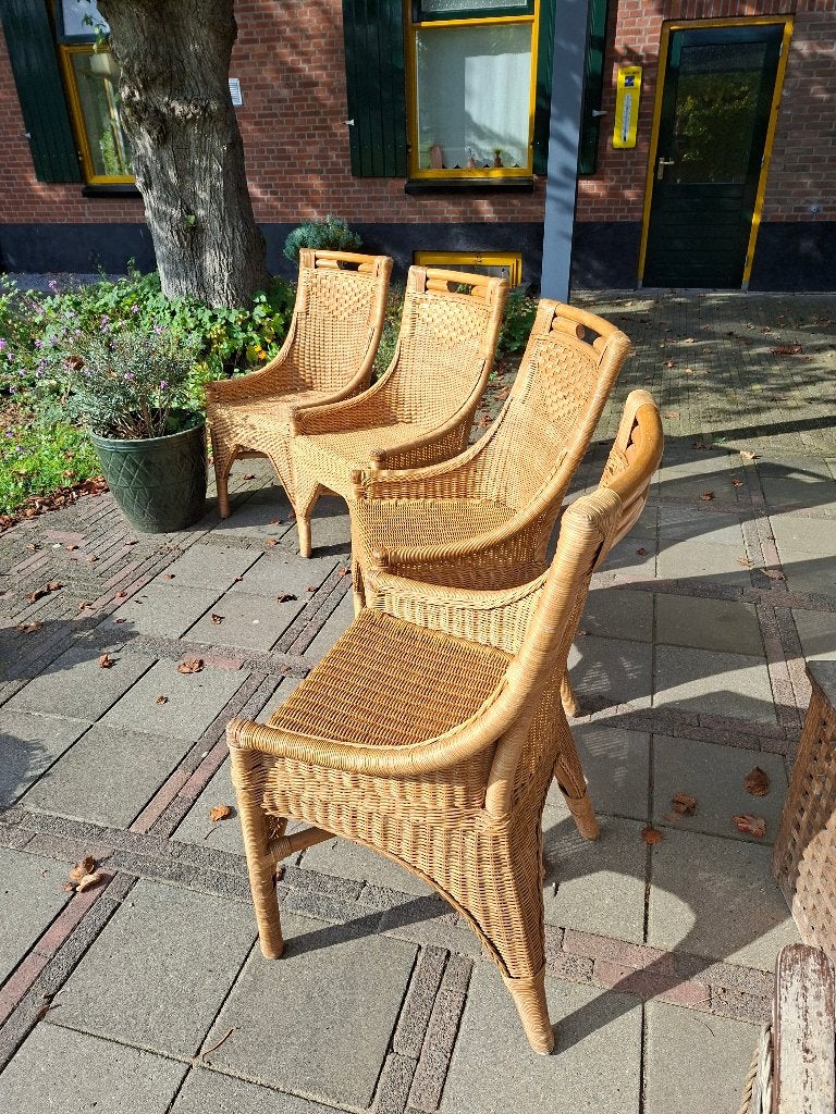 4 rieten stoelen, Ophalen, Gebruikt, Bruin, Riet of Rotan