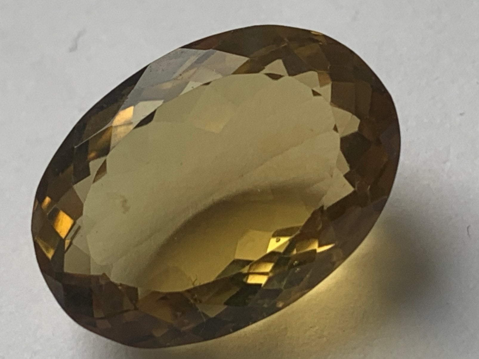 Prachtige citrine 25,33 crt met certificaat, Sieraden, Tassen en Uiterlijk, Edelstenen, Ophalen of Verzenden, Zo goed als nieuw