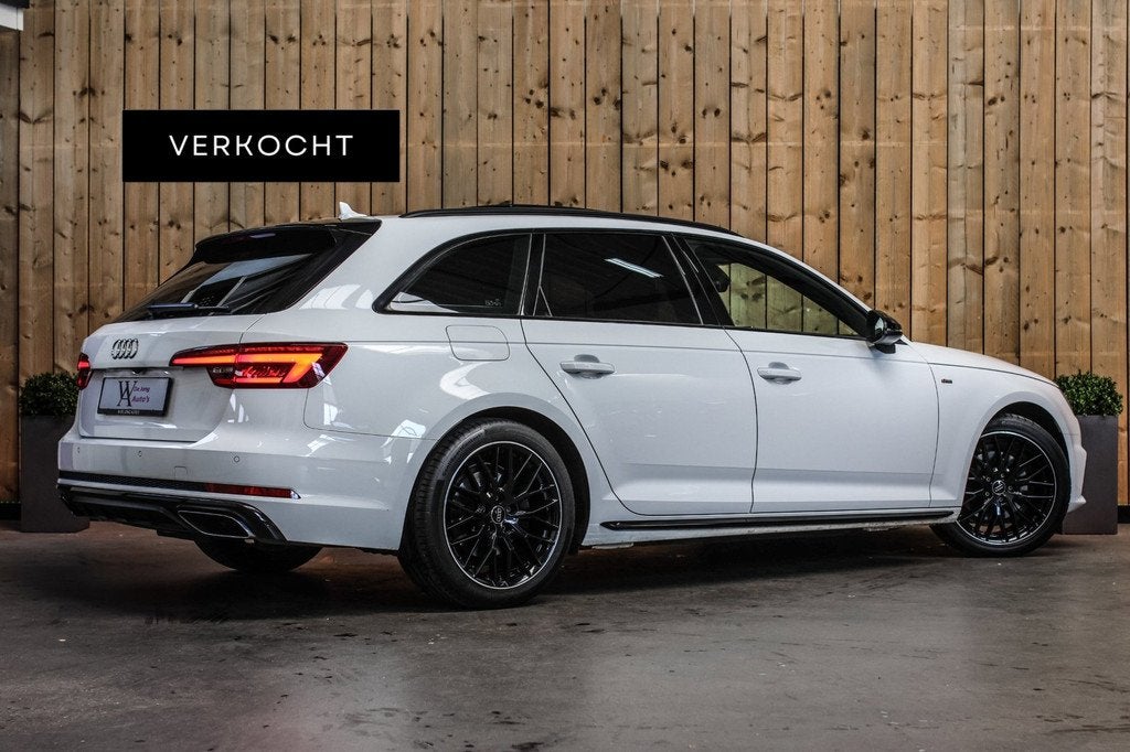 Audi A4 Avant 40 TFSI S-Line Black Edition *Pano*Camera*Keyl, Gebruikt, Automatische klimaatregeling, 1984 cc, Wit