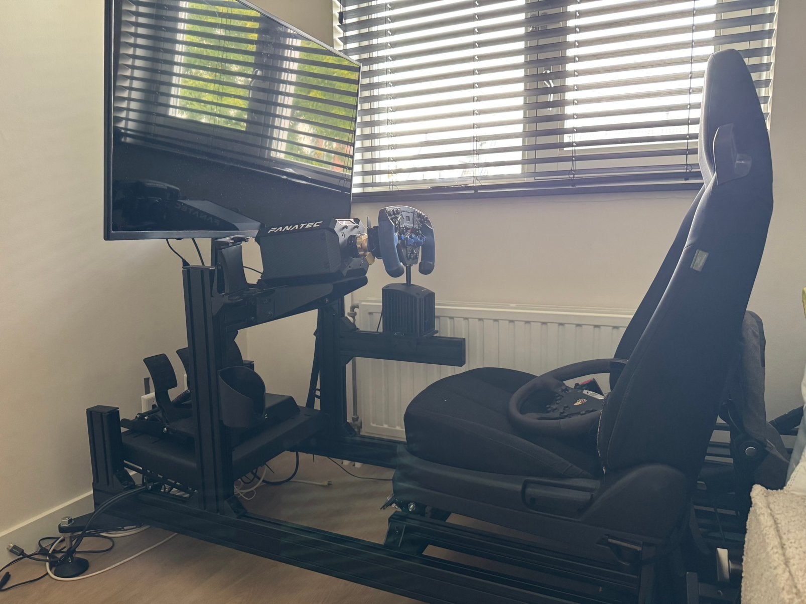 Sim-Lab GT1-Evo racesim met Fanatec Podium DD (PC en PS5), Ophalen, Gebruikt