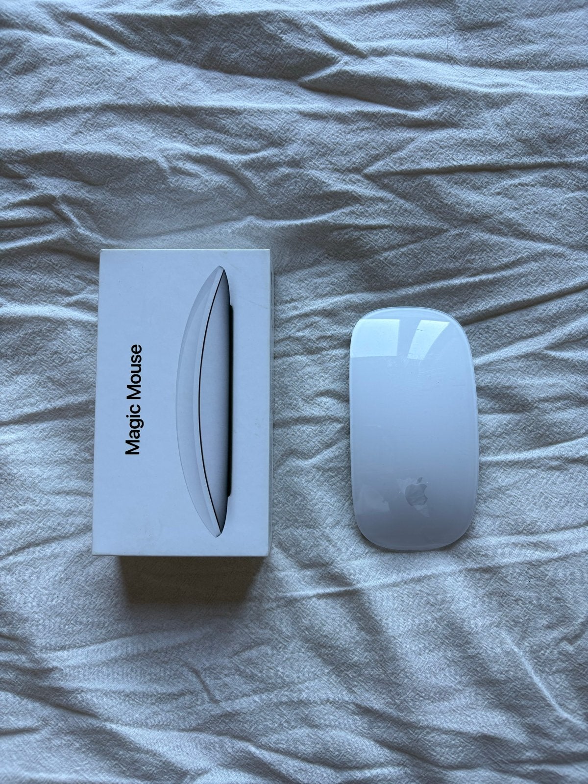 Apple Magic Mouse - Draadloze muis, Computers en Software, Rechtshandig, Muis, Ophalen of Verzenden, Zo goed als nieuw