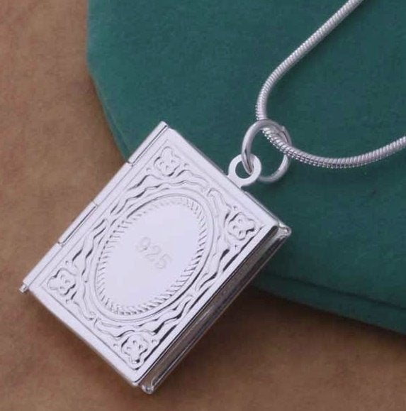 925 sterling zilveren hanger van boek, Overige voorstellingen, Nieuw, Ophalen of Verzenden, Zilver