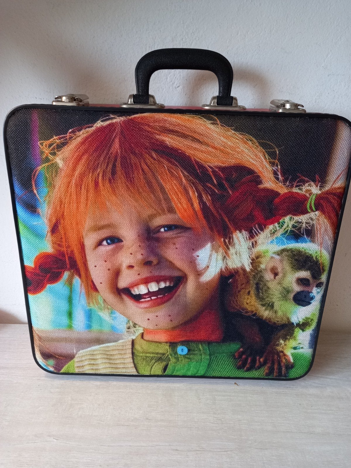 Pippi Langkous koffer upcycle voor kleine of grote meisjes, Ophalen of Verzenden, Hard kunststof, Minder dan 50 cm, Minder dan 35 cm