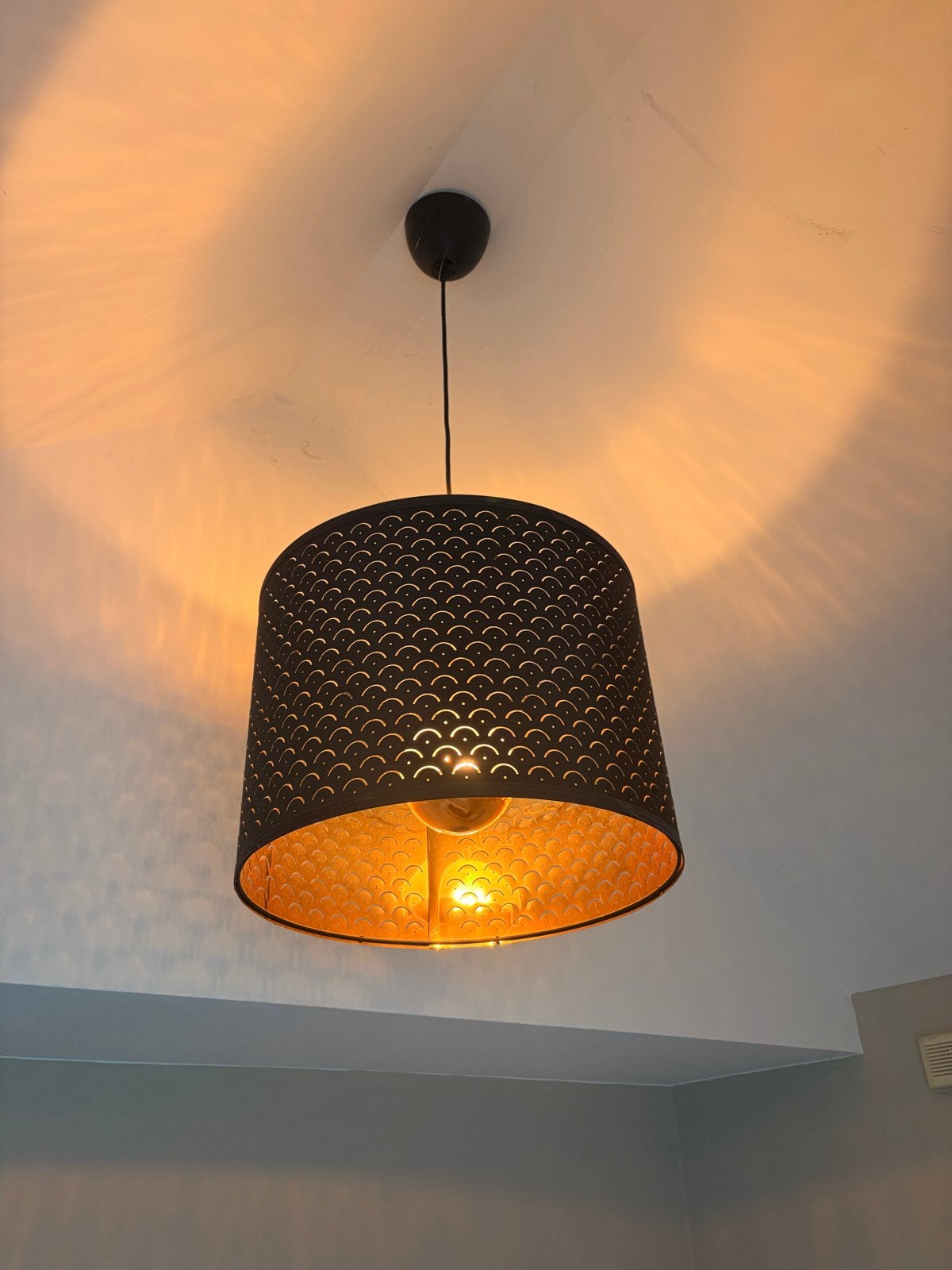 IKEA Nymane hanglamp - Zwart/Goud (zonder lampje), Ophalen of Verzenden, Zo goed als nieuw, Metaal, E27 (groot)