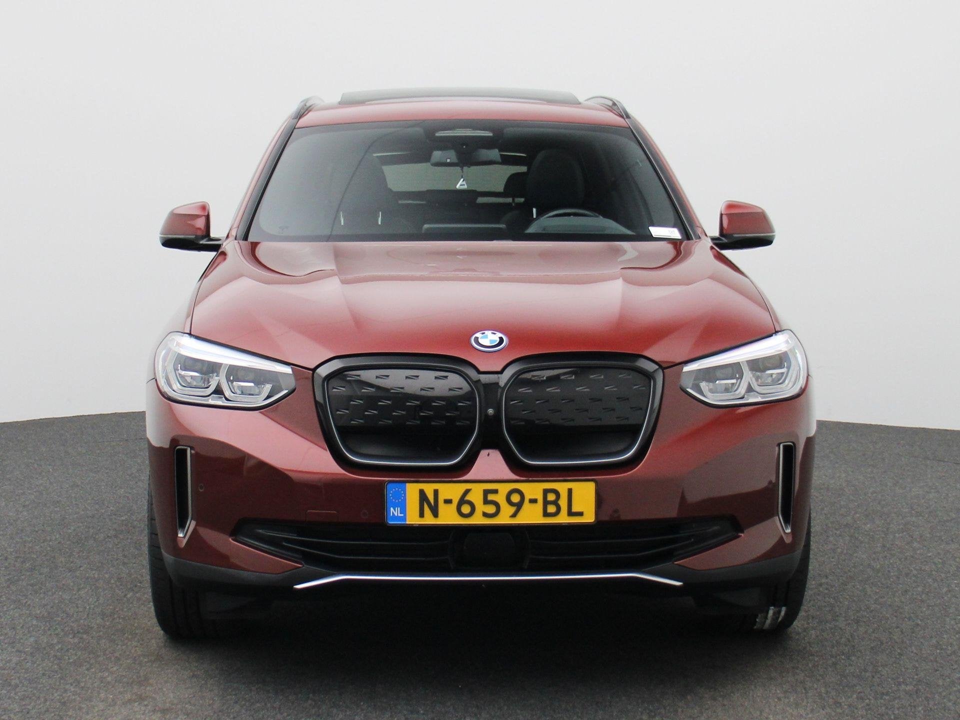 BMW iX3 High Executive 80 kWh | Elektrische stoelen + Memory, Auto's, Automaat, 12 maanden, Achterwielaandrijving, Gebruikt