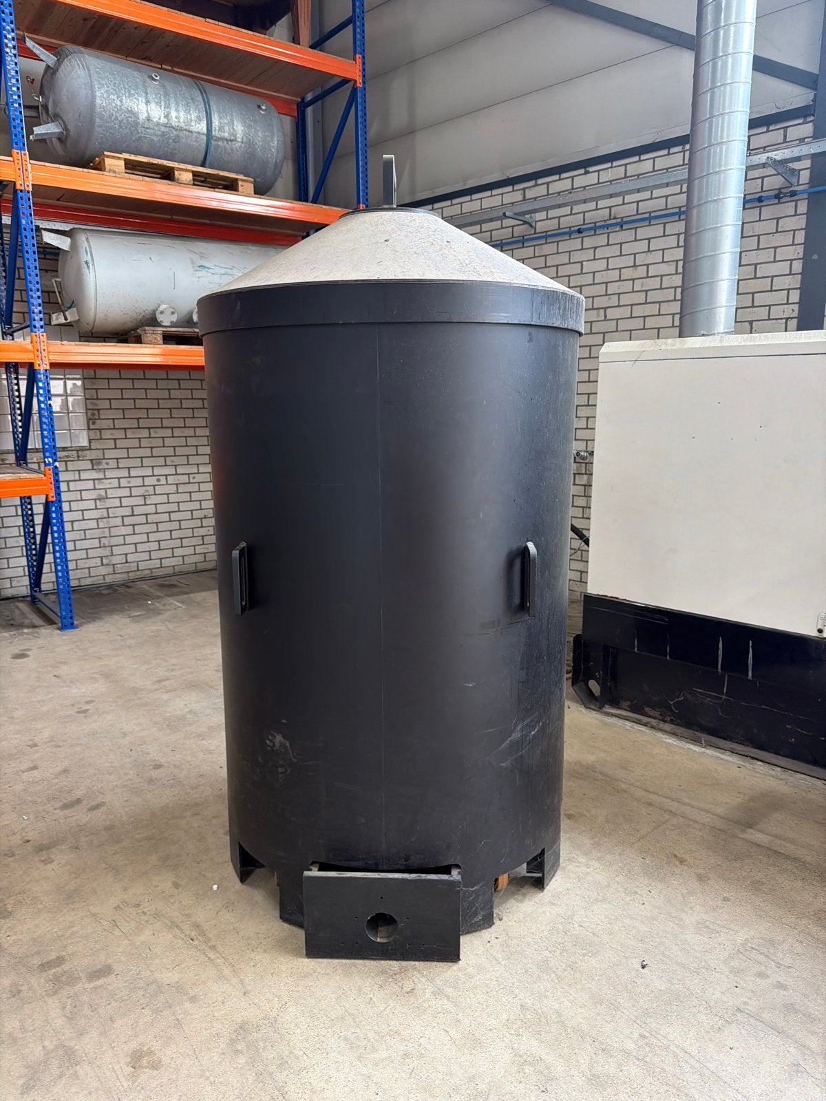 Voorraad silo voor pellets, Ophalen