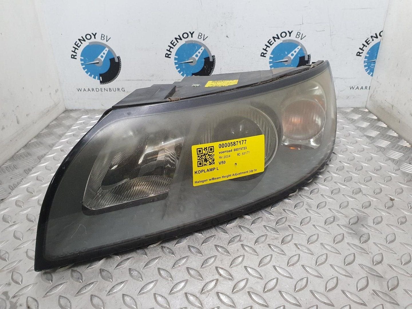VOLVO V50 2.4 MOMENTUM  KOPLAMP L 2004, Ophalen of Verzenden, Gebruikt, Stiba lid