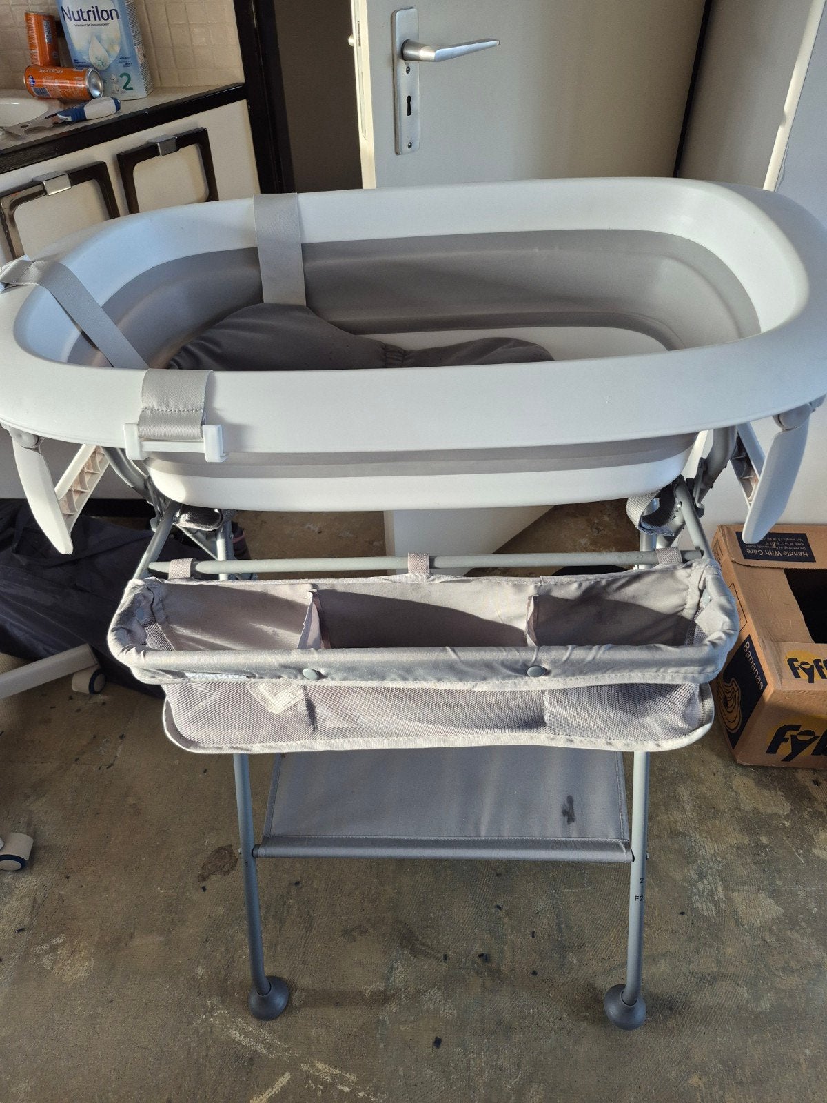 Twistshake babybadje met standaard, Gebruikt, Badje, Standaard, Ophalen