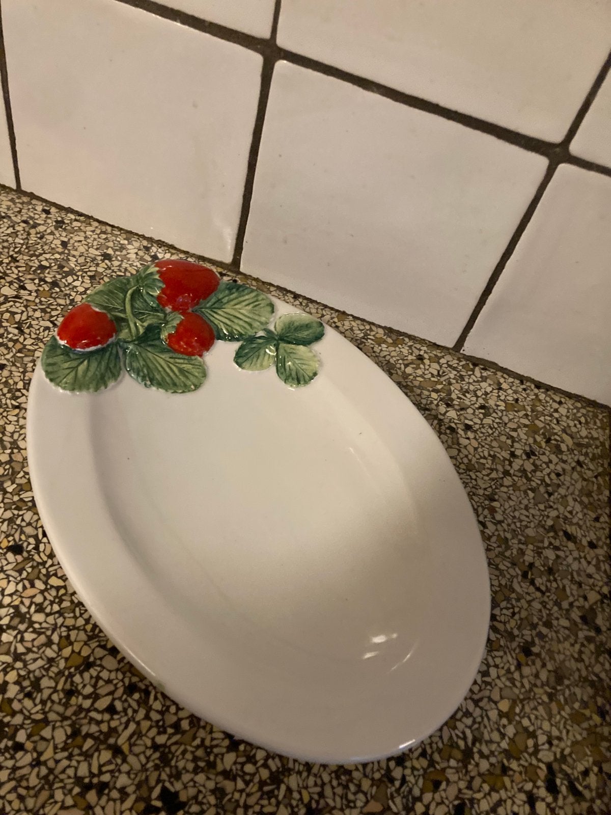 Leuke schaal aardbeien, Ophalen of Verzenden, Overige stijlen, Glas, Schaal of Schalen