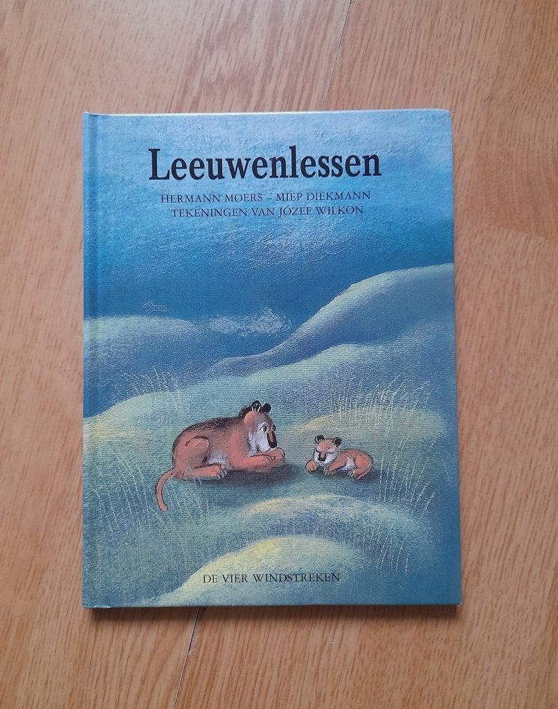 Leeuwenlessen - Hermann Moers, Fictie algemeen, Jongen of Meisje, Ophalen of Verzenden, Zo goed als nieuw