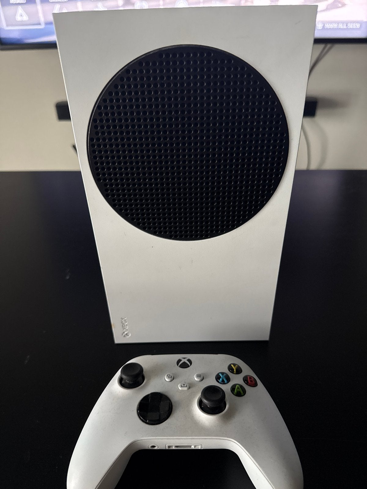 Foto 3 van Xbox Series S met controller en kabels