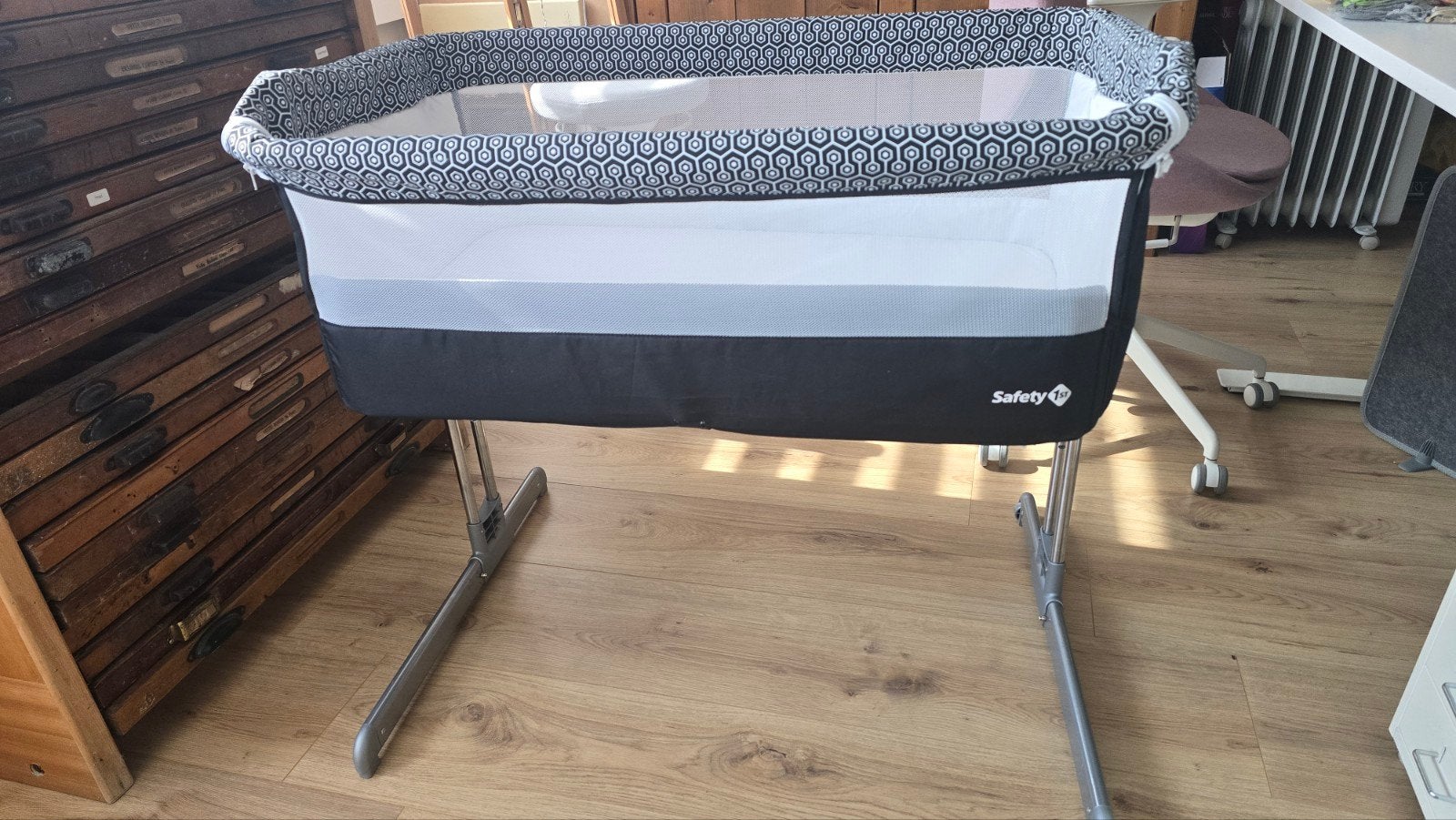 Safety 1st Reisbedje - Zwart/Wit patroon, Ophalen, Zo goed als nieuw, Reisbedje