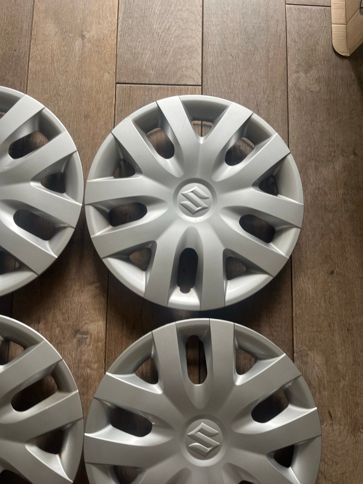 Wieldoppen Suzuki 15 inch - Zo goed als nieuw, Ophalen of Verzenden, Zo goed als nieuw