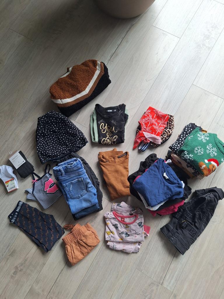 Grote kledingbundel voor kinderen (maat 98/104), Kinderen en Baby's, Broek, Meisje, Ophalen of Verzenden, Zo goed als nieuw