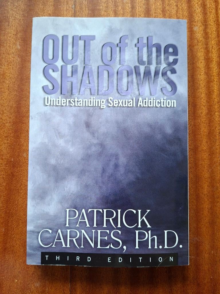 Out of the shadows boek, Gelezen, Klinische psychologie, Ophalen of Verzenden, Patrick Carnes, Ph.D.