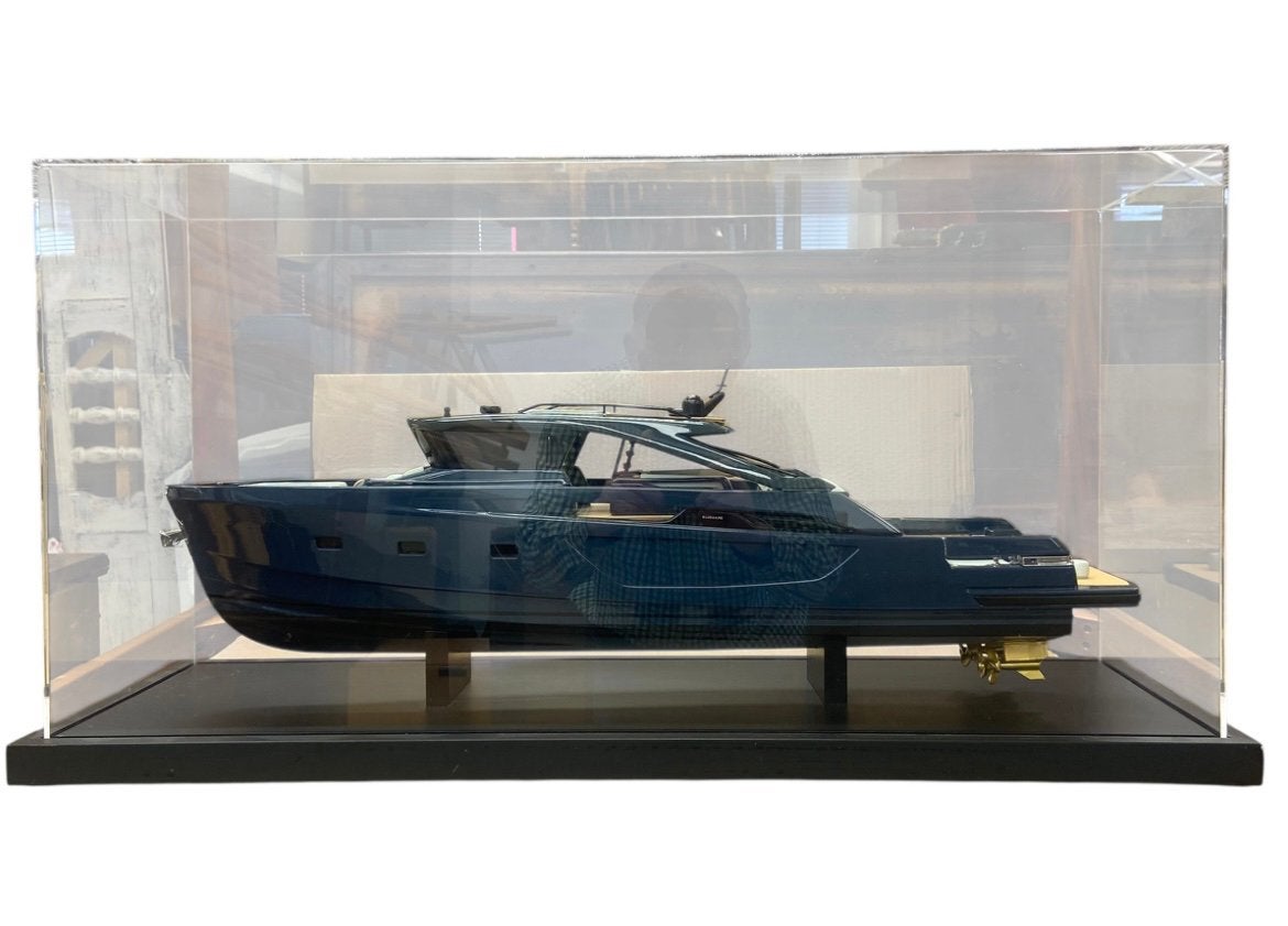 Bluegame schaalmodel yacht handgemaakt, Hobby en Vrije tijd, Ophalen, Gebruikt, Groter dan 1:32