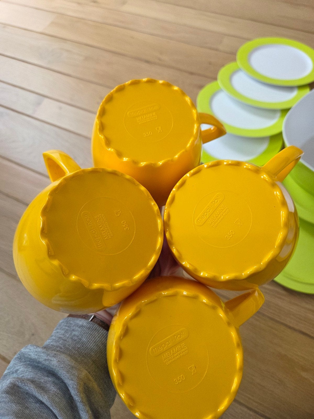 Mepal Lime Geel Yellow camping servies nieuw!, Caravans en Kamperen, Ophalen of Verzenden, Zo goed als nieuw