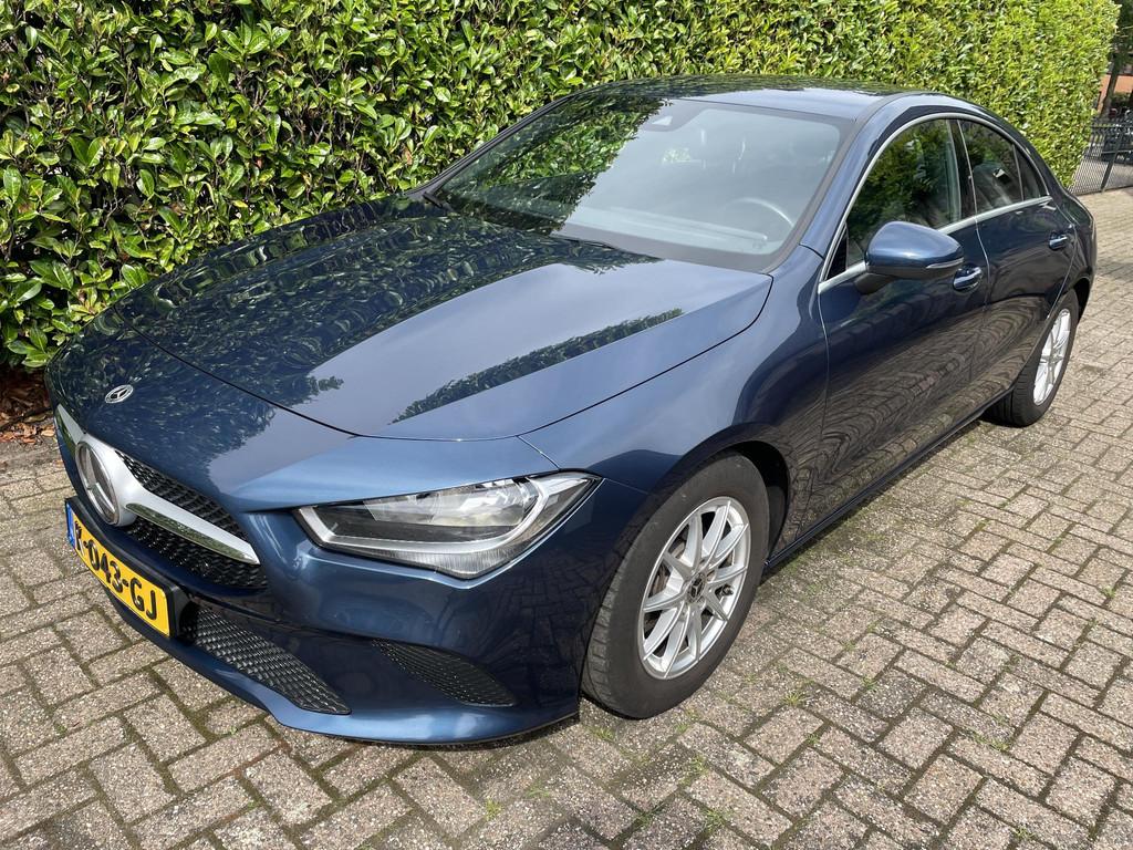 Mercedes-Benz CLA CLA KLASSE 180 AMBITION BUSINESS NIEUWSTAA, Voorwielaandrijving, CLA, 136 pk, Gebruikt