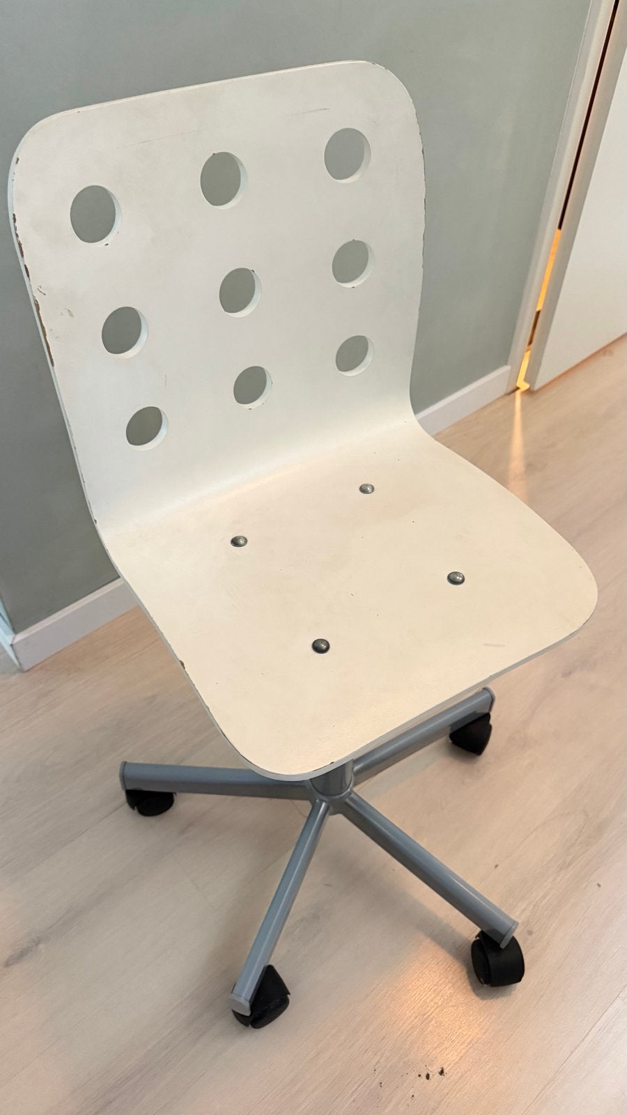 Witte IKEA kinderbureaustoel met wieltjes, Gebruikt, Wit, Ophalen of Verzenden, Eén
