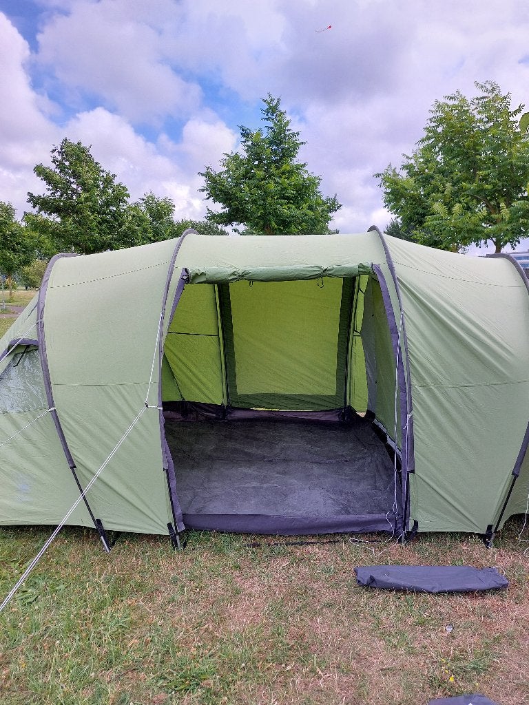 Ruime (TC) katoenen Wildebeast Kiaora Tunneltent + Luifel, Caravans en Kamperen, Tenten, Ophalen, Gebruikt, Tot en met 3