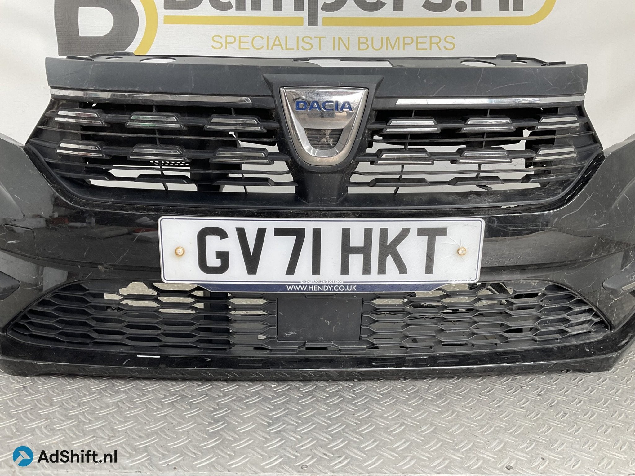 BUMPER DACIA SANDERO 3 2021–2023 620228531R VOORBUMPER G3-, Bumper