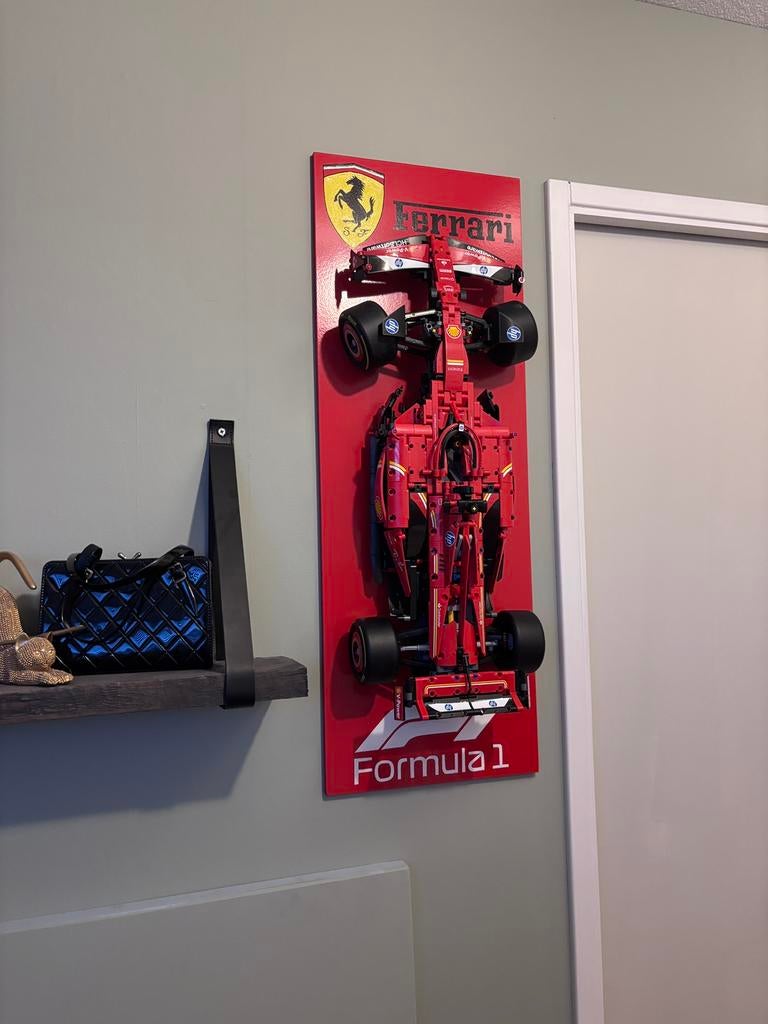 Ferrari bord voor de Lego auto., Ophalen, Eigen ontwerp, Rood, Decoratieobject
