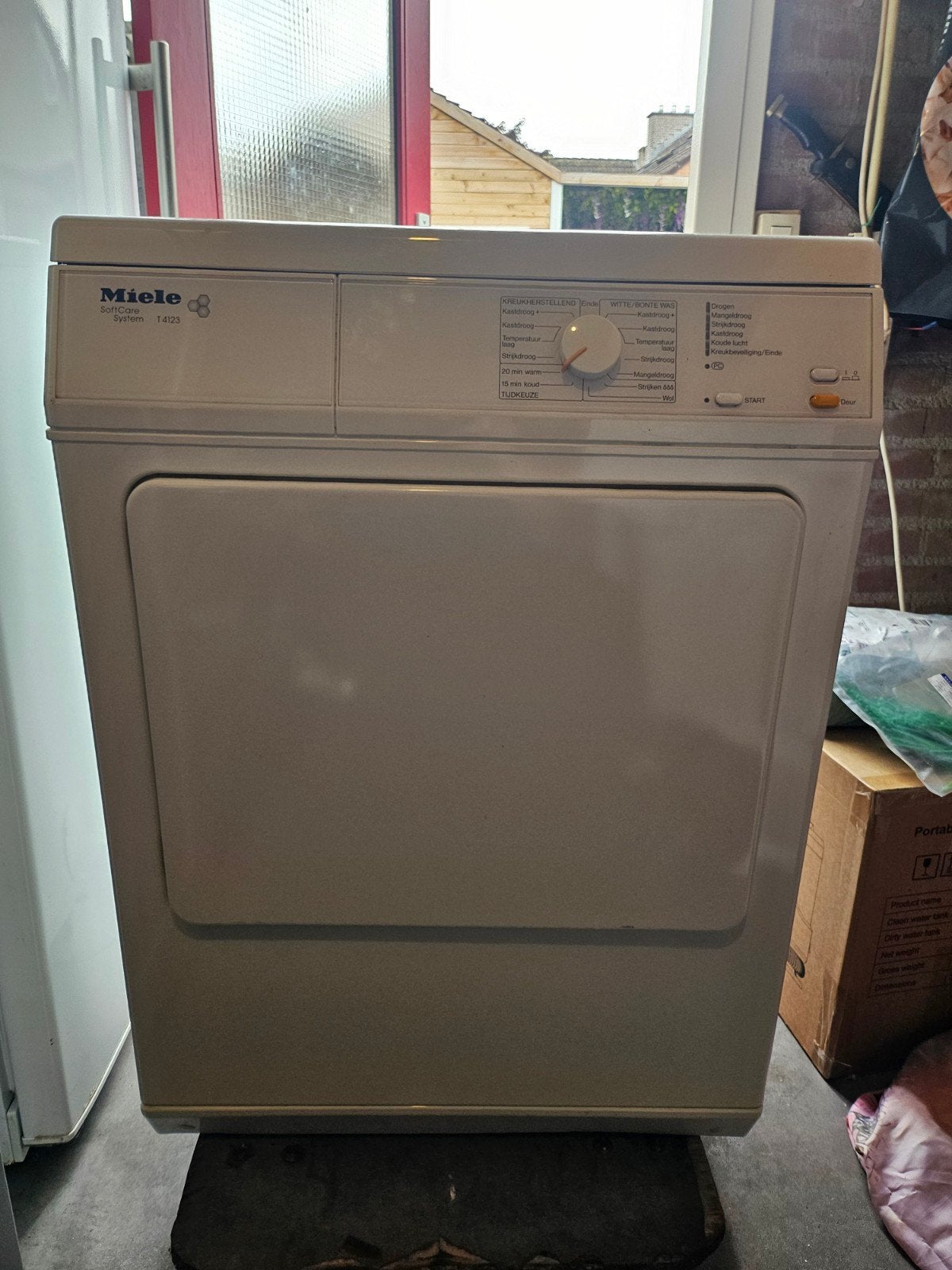 Miele T4123 SoftCare System Luchtafvoer Droger, Ophalen, Refurbished, Luchtafvoer