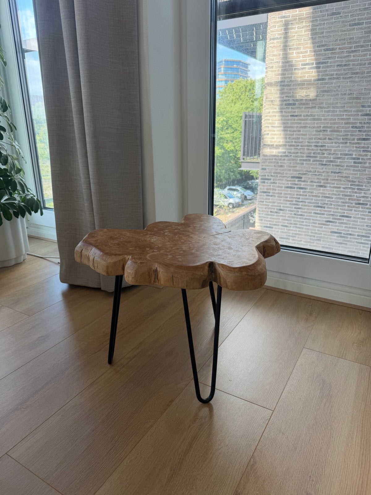 Boomstam bijzettafel, Ophalen, Minder dan 45 cm, Gebruikt, 55 tot 75 cm