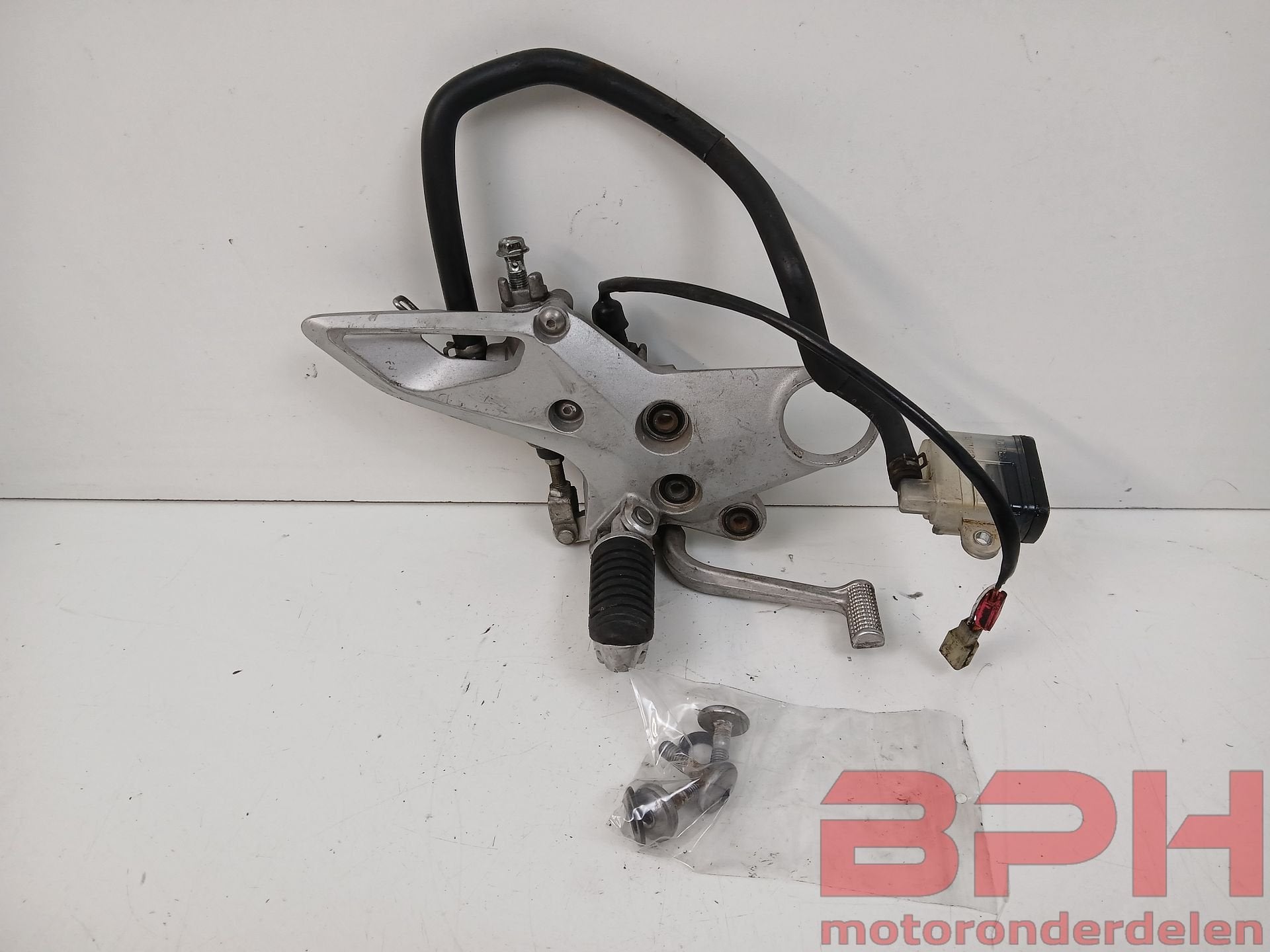 Schetsplaat + rempedaal Suzuki GSX1300BK GSX1300 B-king Bkin, Gebruikt, -, -, Ophalen of Verzenden